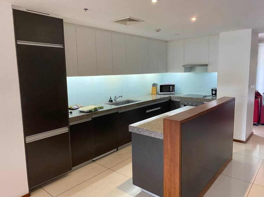 Beachfront 2 Bedroom Luxury Condo Chava Surin エクステリア 写真